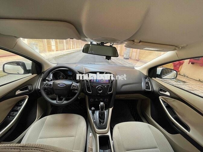 Ford Focus 2017 Trend 1.5L - 100000 km