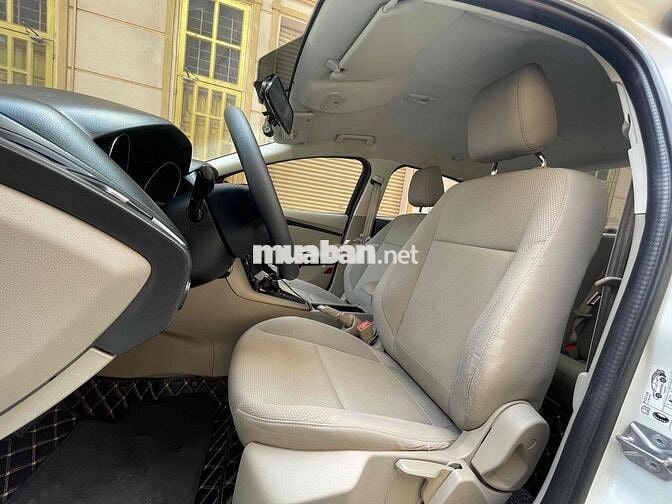 Ford Focus 2017 Trend 1.5L - 100000 km