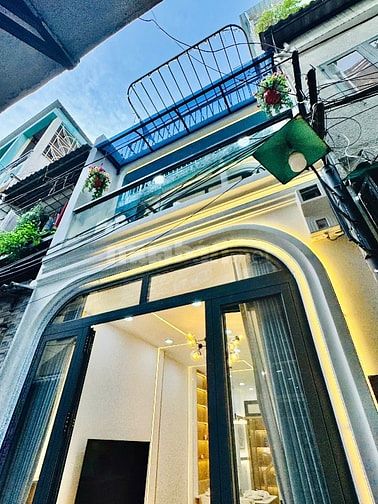 NHÀ 1LẦU MỚI ĐƯỜNG NGUYỄN VĂN TRỖI , P15 , Q-PN