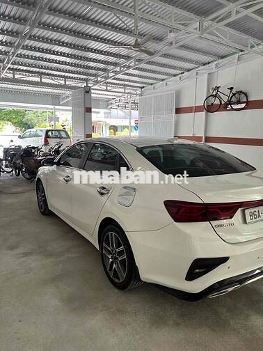 Kia Cerato 2019 1.6 AT Luxury - 800000 km