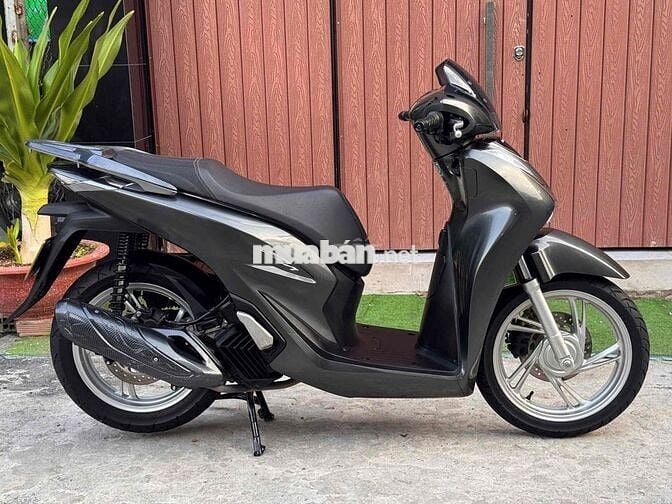 Sh125/2019 mẫu 2020 chính chủ biển sài gòn