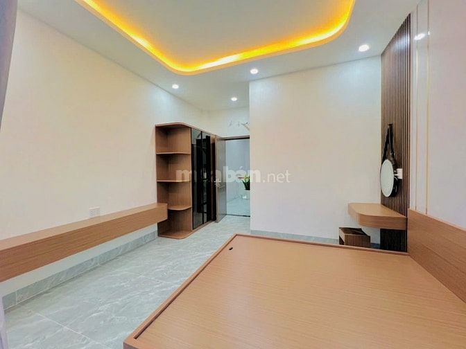 Hạ giá mua bán ngay, 3TỶ680, nhà đẹp Q5, 61m2, 1T2L, 4pn, thuê 20tr/th