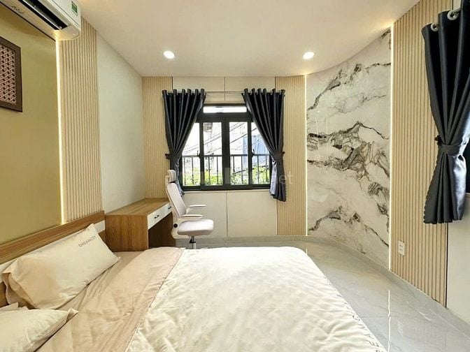 Hạ giá mua bán ngay, 3TỶ680, nhà đẹp Q5, 61m2, 1T2L, 4pn, thuê 20tr/th
