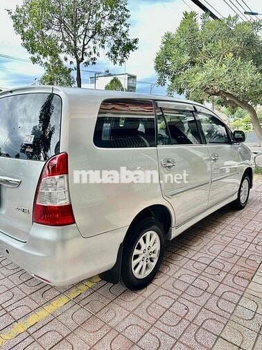 Toyota Innova 2013 E - 90000 km