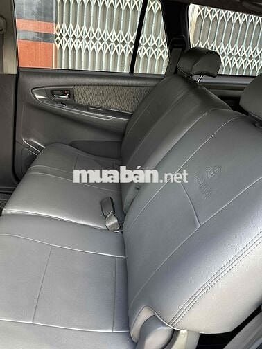 Toyota Innova 2013 E - 90000 km