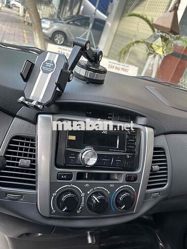 Toyota Innova 2013 E - 90000 km