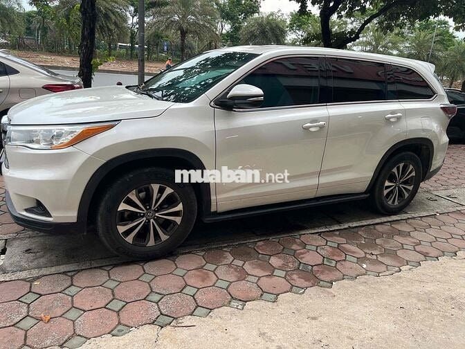 Toyota Highlander LE 2014 nhập khẩu Mỹ