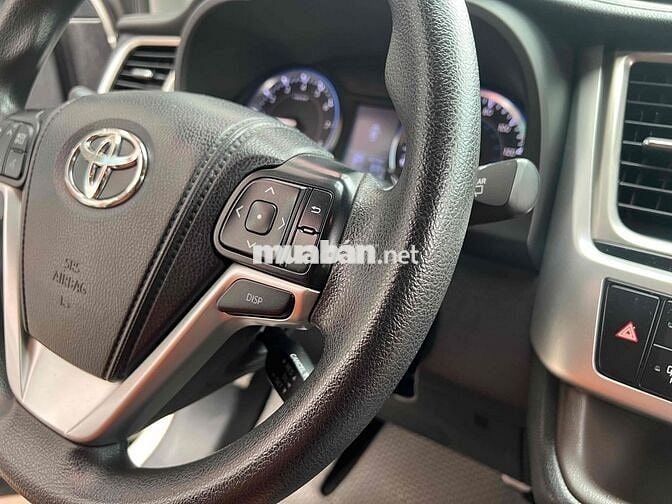 Toyota Highlander LE 2014 nhập khẩu Mỹ