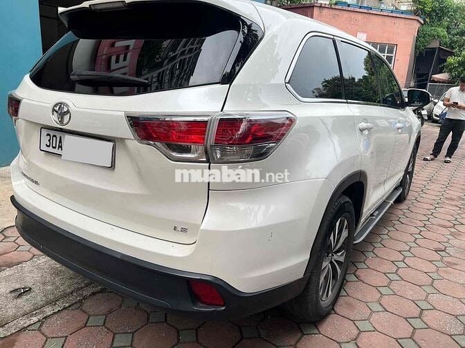 Toyota Highlander LE 2014 nhập khẩu Mỹ