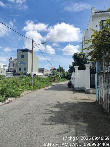 Bán 418m2 đất đường 898 phú hữu 9 tỷ 8