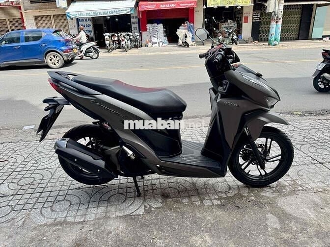 🔵🔵 Vario 150 nâu đen cuối 2021 rất đẹp có trả góp