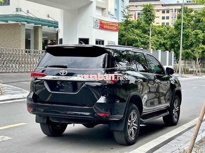 Toyota Fortuner 2020 2.4G 4x2AT form mới siêu đẹp