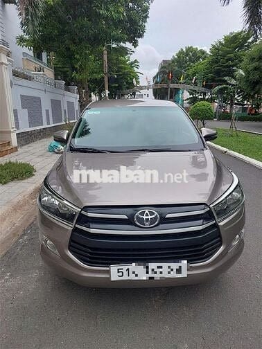 Xe nhà Toyota Innova 2019 2.0E Số Sàn