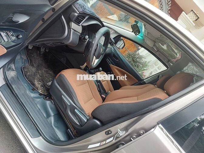 Xe nhà Toyota Innova 2019 2.0E Số Sàn