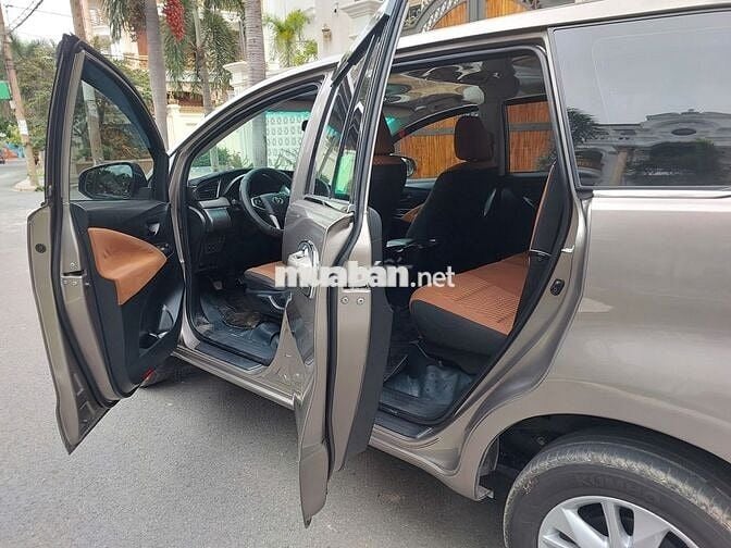Xe nhà Toyota Innova 2019 2.0E Số Sàn