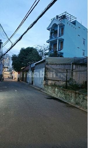 Bán Nhà Vừa Ở Vừa Kinh Doanh, 4 Tầng, Mặt Tiền Đường 18, Linh Đông85m2