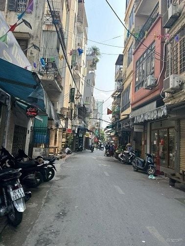NGÕ Ô TÔ TRÁNH PHỐ HOÀNG CẦU - MẶT TIỀN RỘNG 5M