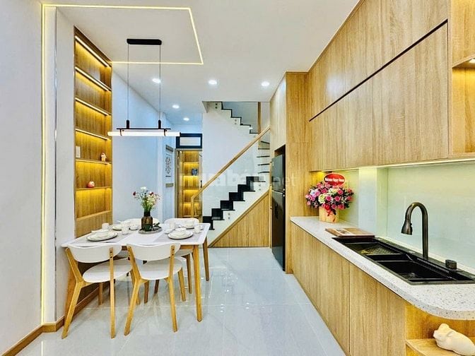 Nhà 1 lầu tuyệt đẹp Cao cấp hẻm Nguyễn Văn Trỗi, P15, Q.Phú Nhuận.