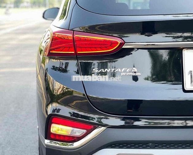 Hyundai Santa Fe 2019 Premium 2.4L HTRAC - 108000