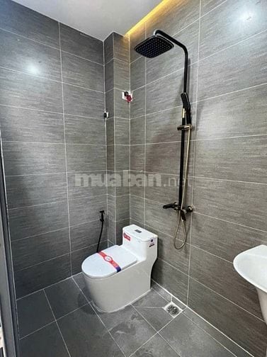 Nhà đường Xô Viết Nghệ Tĩnh, p26 Bình thạnh