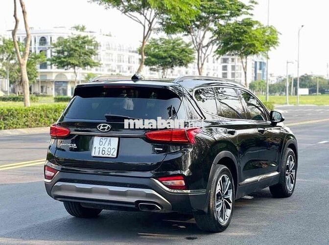 Hyundai Santa Fe 2019 Premium 2.4L HTRAC - 108000