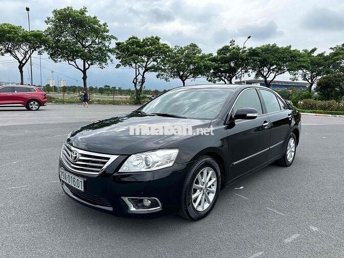 Toyota Camry 2010 2.0E nhập đài loan