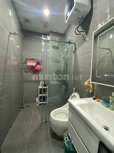 Giảm giá cực sâu, chốt nhanh tay đường Trần Quý Khoách, Q1, giá 4tỷ990