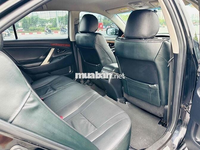 Toyota Camry 2010 2.0E nhập đài loan
