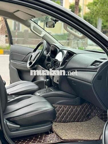 Mitsubishi Triton 2020 4x2 AT MIVEC - 77000 km
