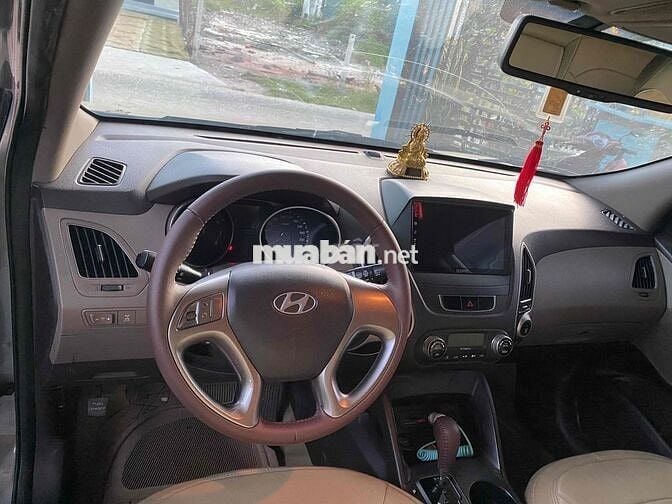 Hyundai Tucson 2010 2.0 AT 4WD - 15555 km