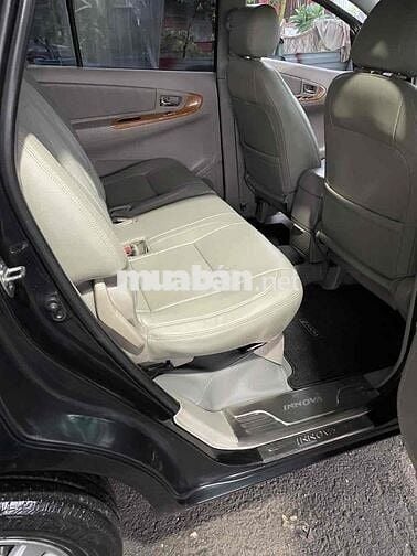 Toyota Innova 2011 V - 120000 km