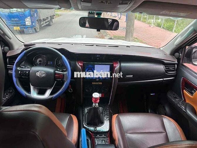 Toyota Fortuner dầu 2020 2.4G 4x2 MT - 86 km