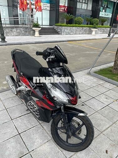 Honda Airblade đẹp sẵn đi.
