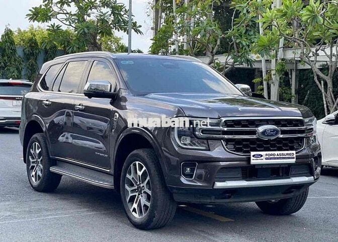 FORD EVEREST 4x4 2022 XE HÃNG ĐI LƯỚT CHẤT ĐẸP