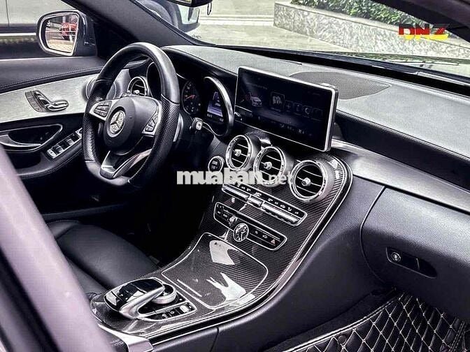 Mercedes Benz C300 AMG 2018