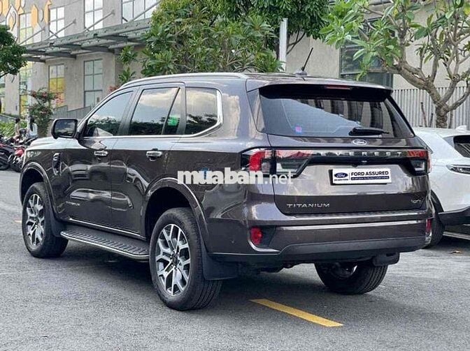 FORD EVEREST 4x4 2022 XE HÃNG ĐI LƯỚT CHẤT ĐẸP