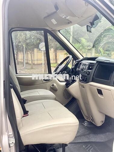 Cần bán Transit Đki 2018 tải van 940kg xe đẹp zin