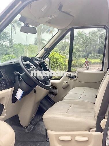 Cần bán Transit Đki 2018 tải van 940kg xe đẹp zin