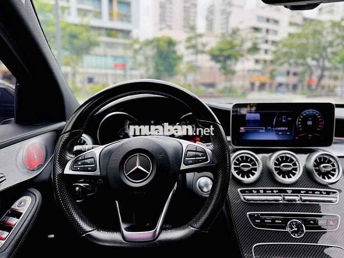 Mercedes Benz C300 AMG 2018