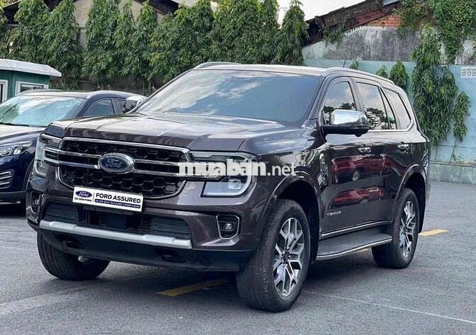 FORD EVEREST 4x4 2022 XE HÃNG ĐI LƯỚT CHẤT ĐẸP