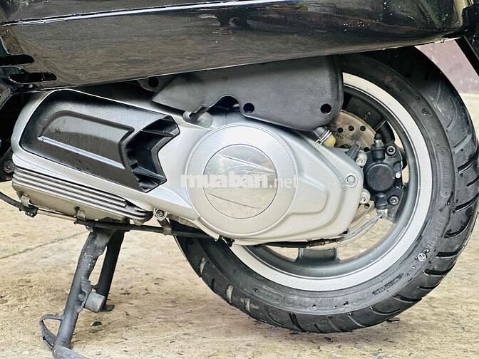 VESPA GTS 125CC IE SUPPER PHUN XĂNG NHẬP Ý