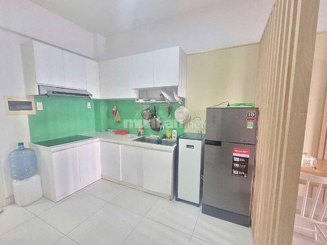 Chung cư 10A Trần Nhật Duật, Quận 1: 75m2, 1p ngủ +, NT, 10,5tr/th