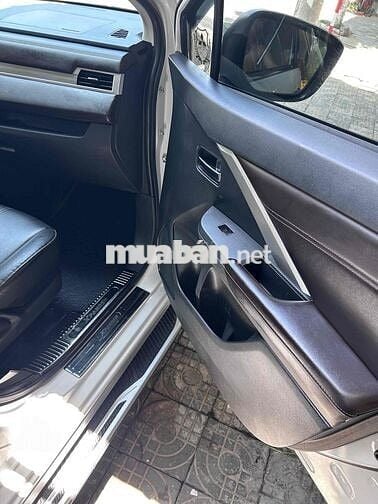 Mitsubishi Xpander 2023 Premium 1.5 AT - 79000 km