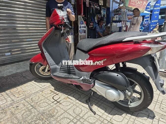 Honda dylan 150cc