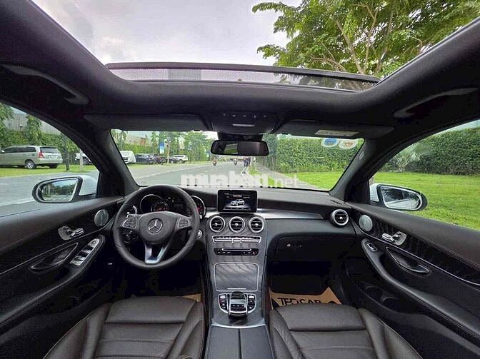 Mercedes-Benz GLC300 sản xuất 2018