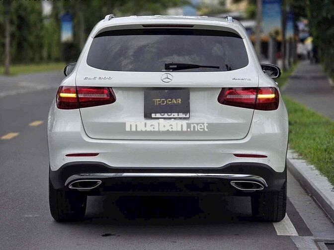 Mercedes-Benz GLC300 sản xuất 2018