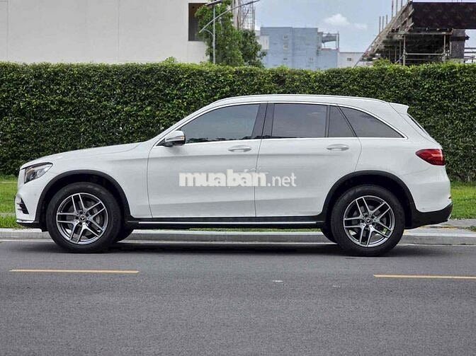 Mercedes-Benz GLC300 sản xuất 2018