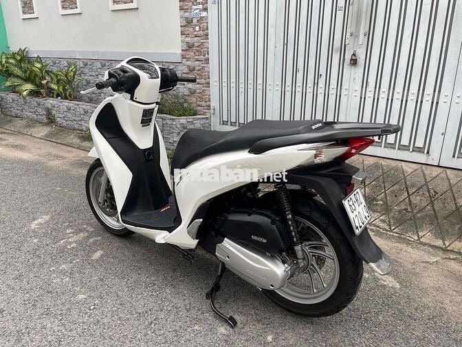 SH 125 đk 2015 9chủ xe bao đẹp máy zin bao ngon