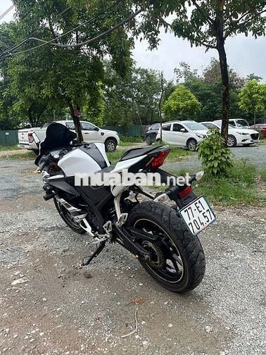 Xe R15V3 2020, máy nguyên zin, lên đồ chơi cơ bản