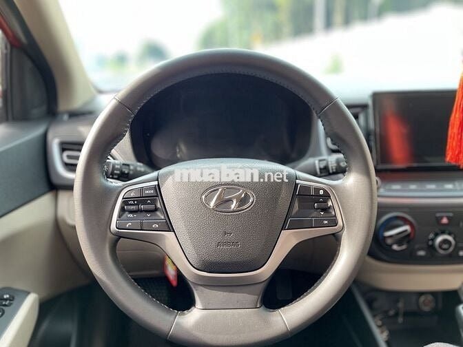 Hyundai Accent 2022 1.4 AT - 40000 km